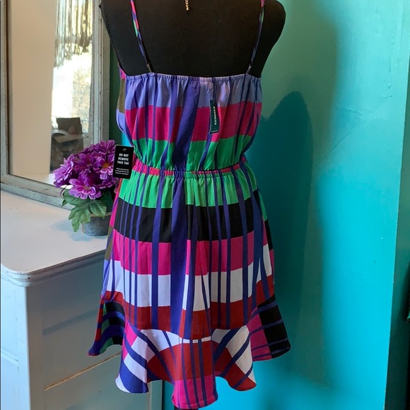 Express Ruffle Mini - Picture 4 of 6